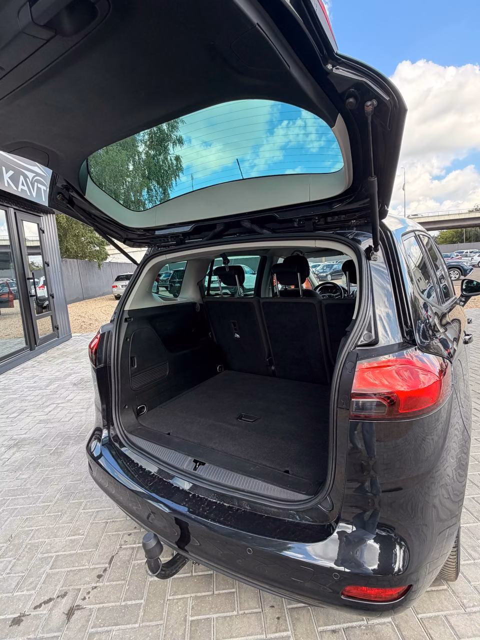 Opel Zafira фото 18