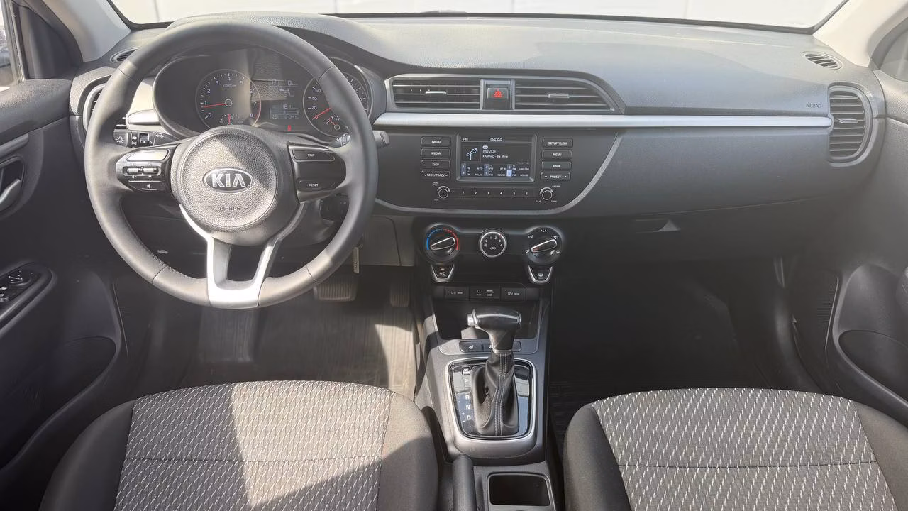 Kia Rio X (X-Line) фото 10