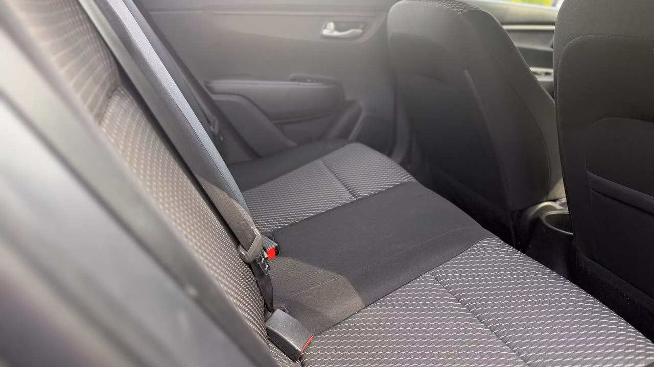 Kia Rio X (X-Line) фото 13