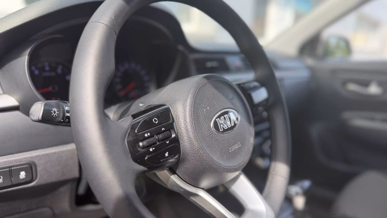 Kia Rio X (X-Line) фото 18