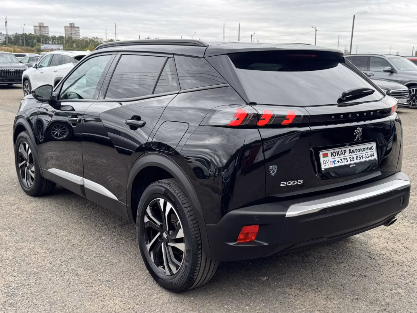 Peugeot 2008 фото 5