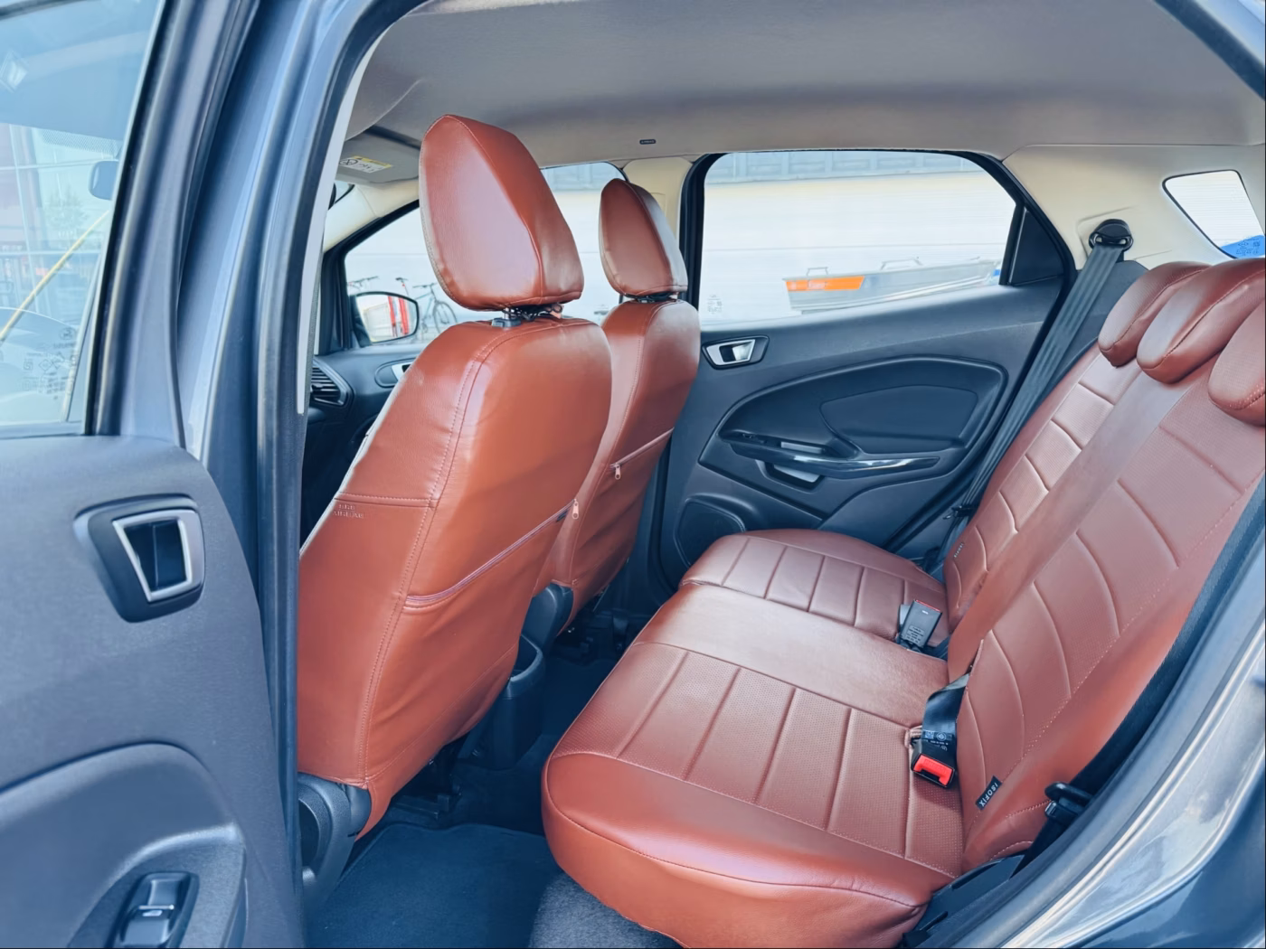 Ford EcoSport фото 6