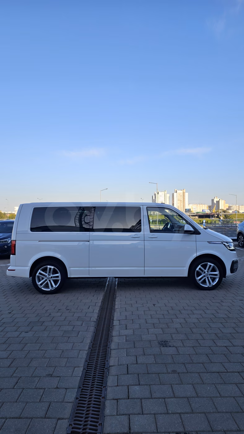 Volkswagen Caravelle фото 9