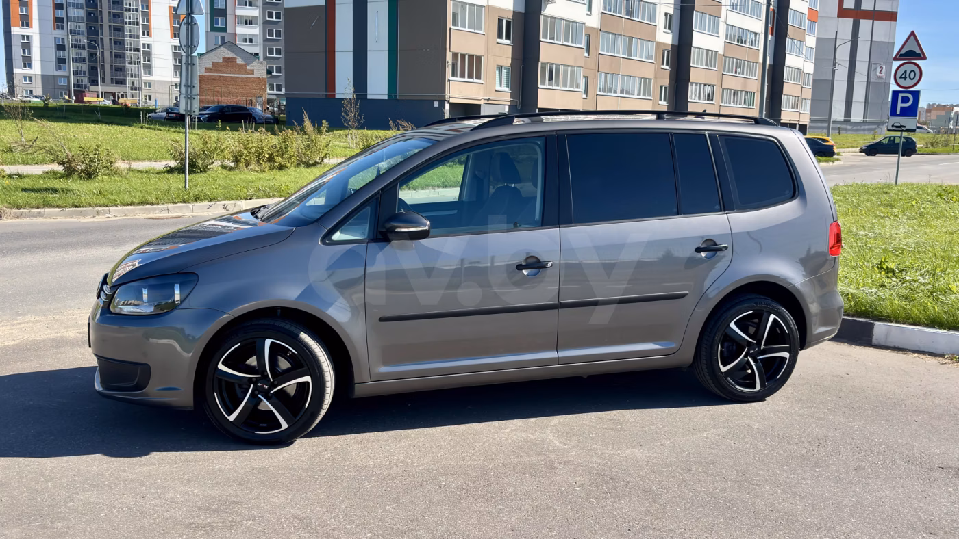 Volkswagen Touran фото 4