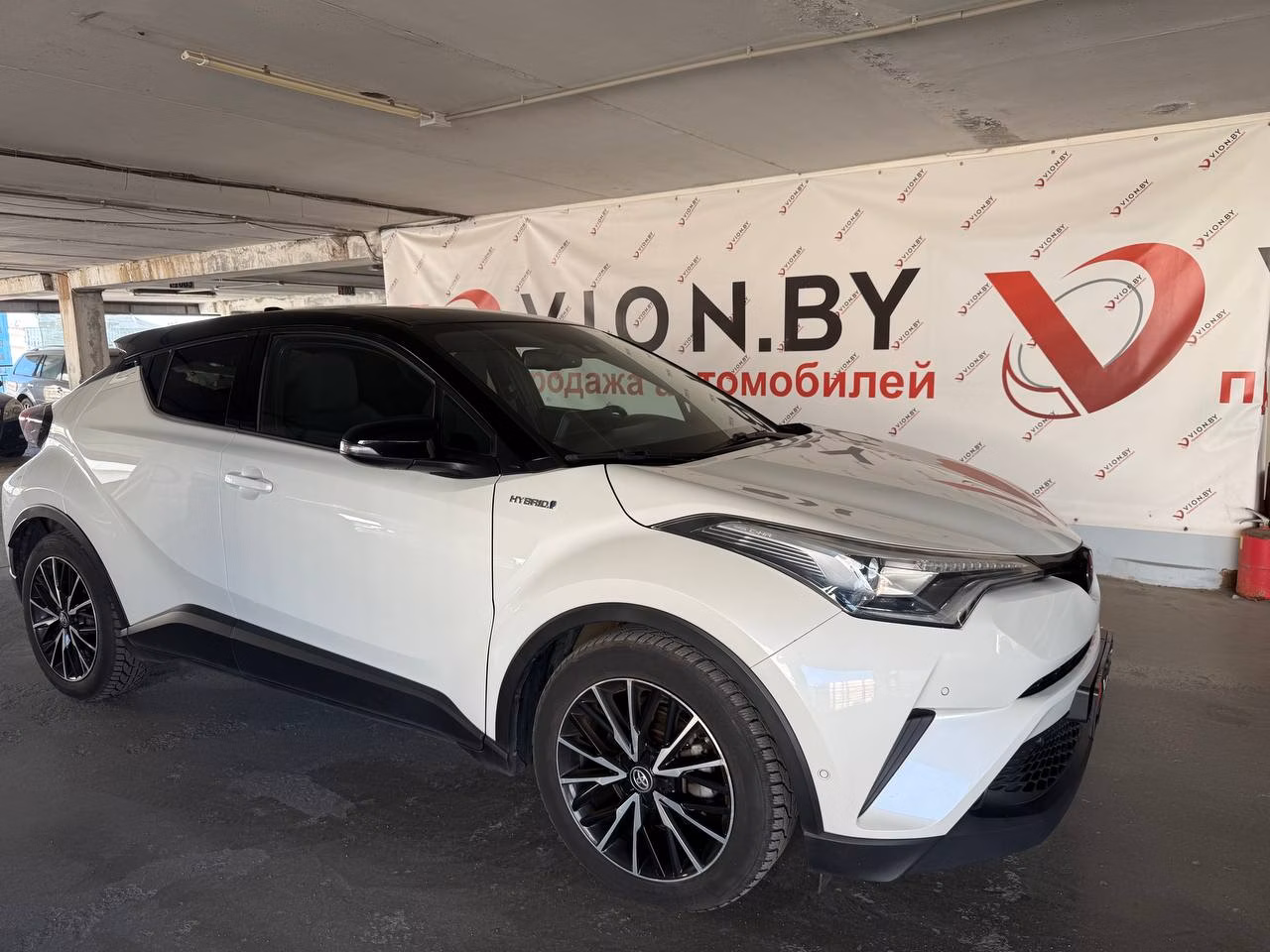 Toyota C-HR фото 3