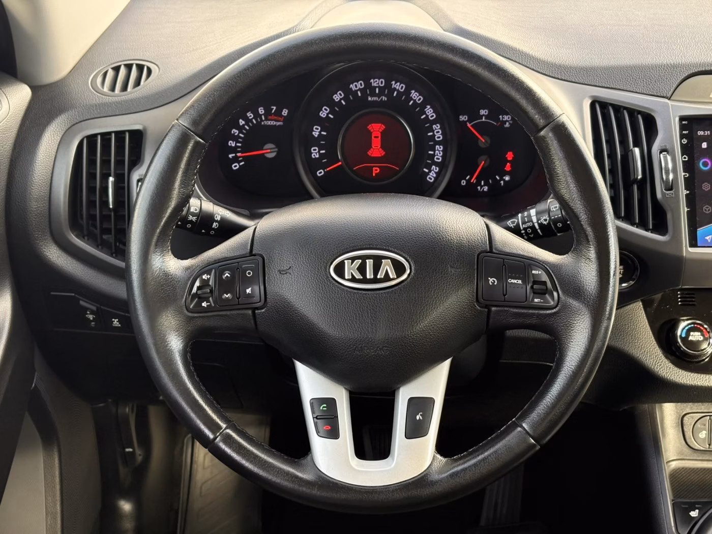 Kia Sportage фото 8