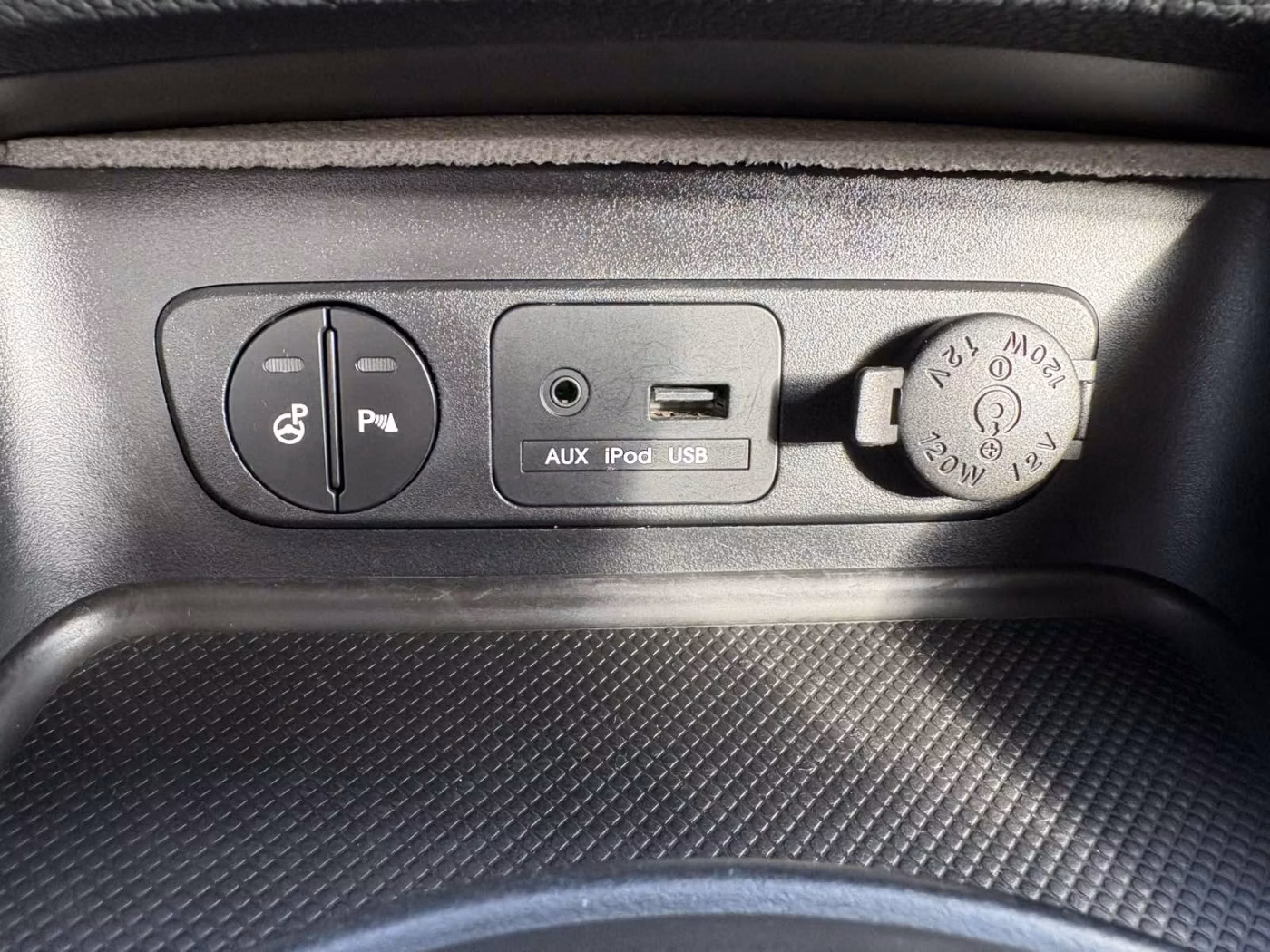 Kia Sportage фото 14