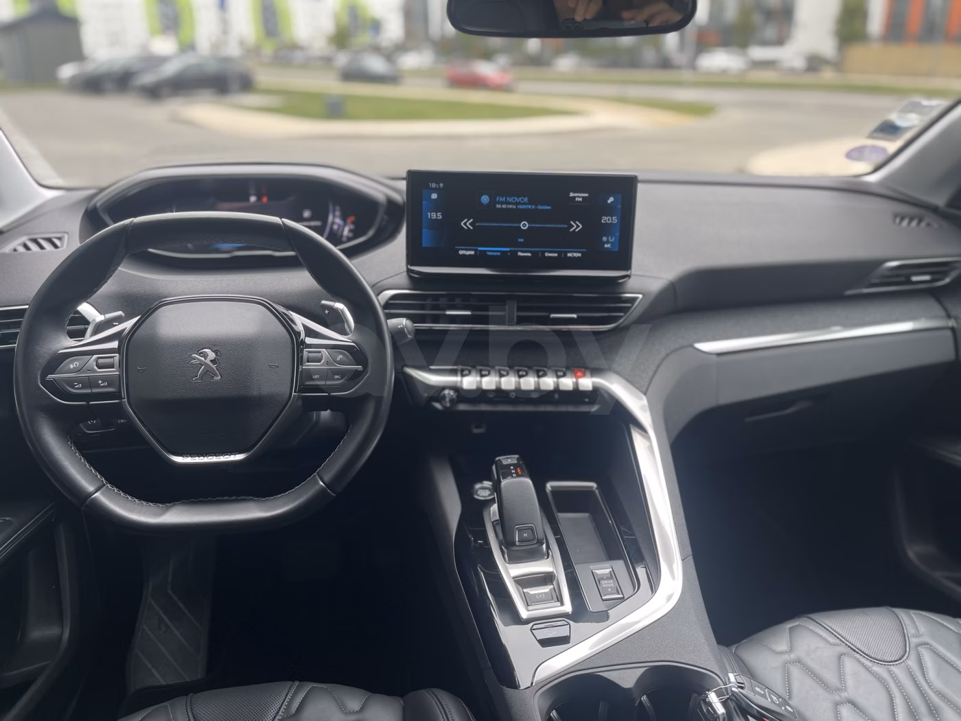 Peugeot 5008 фото 12