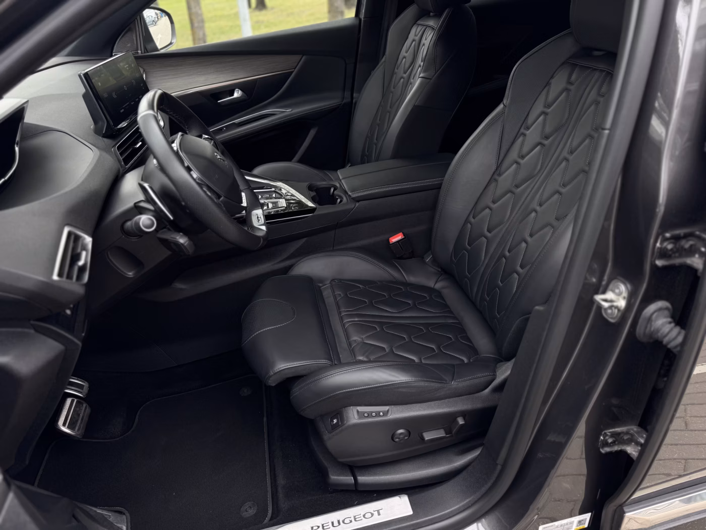 Peugeot 3008 фото 9