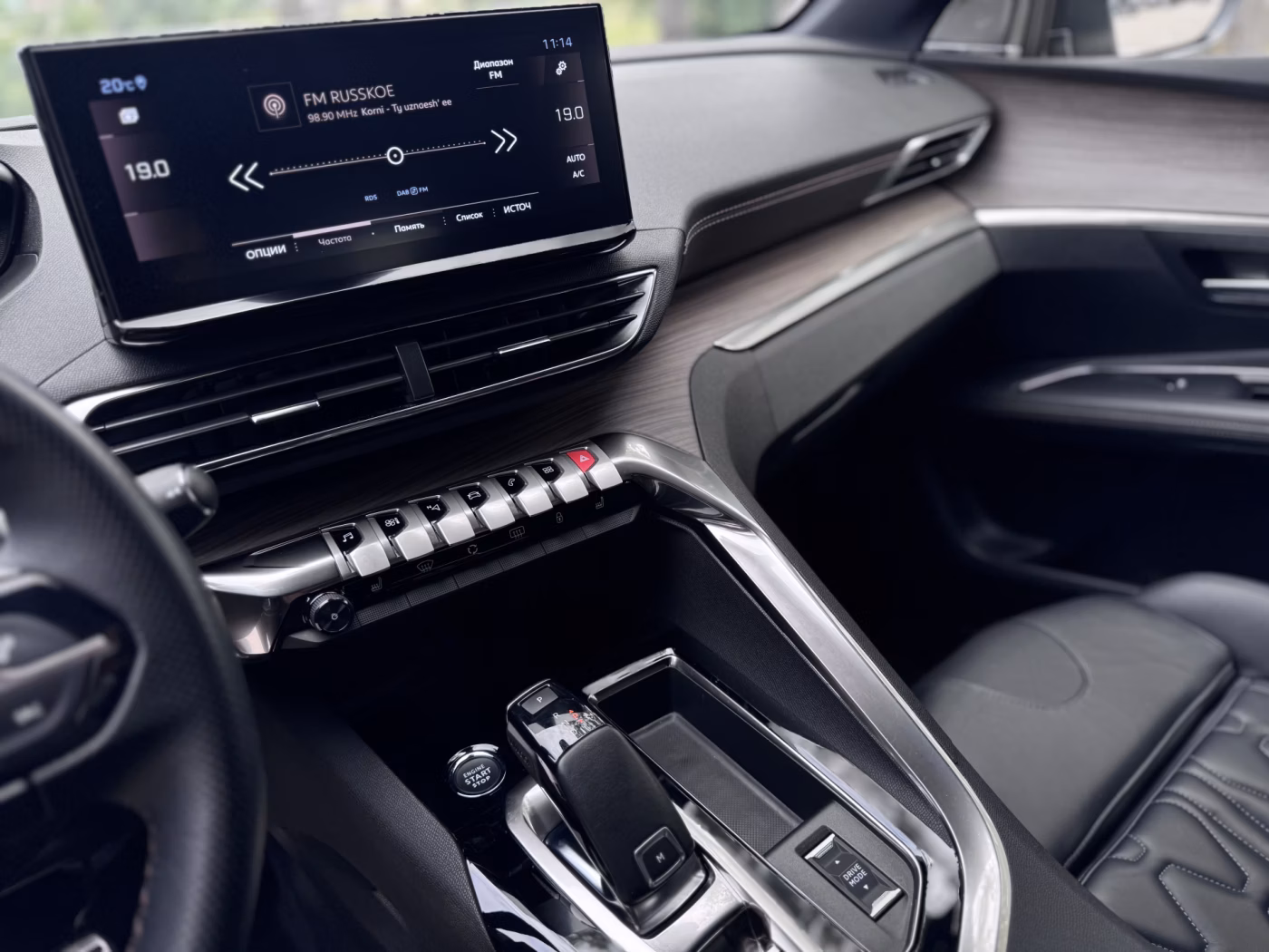 Peugeot 3008 фото 12