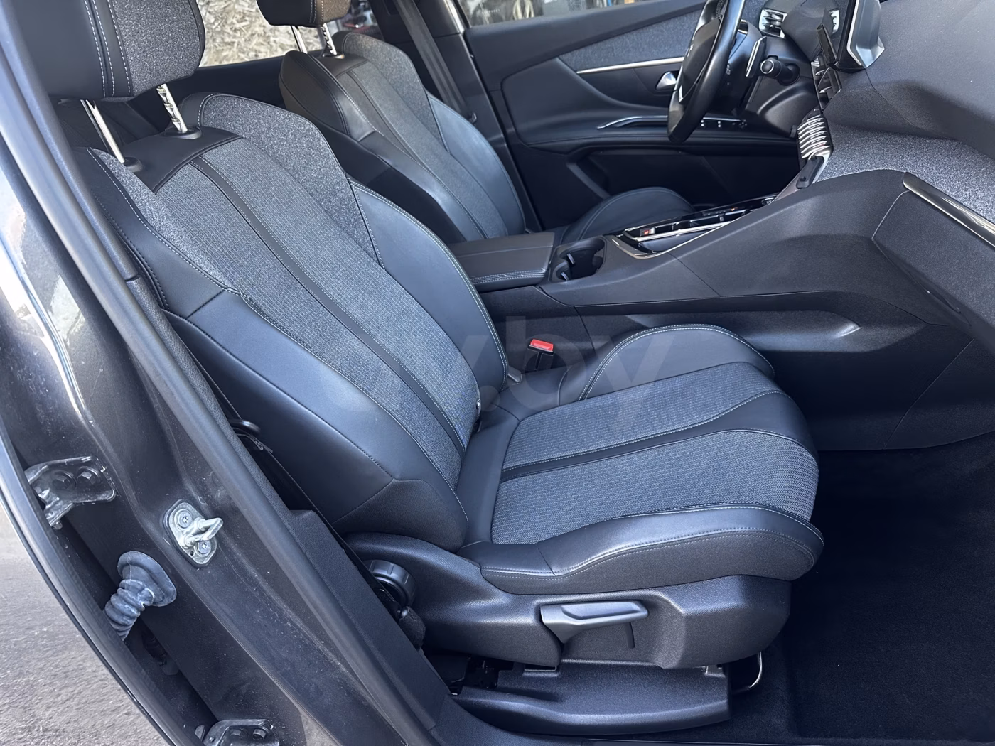 Peugeot 3008 фото 15
