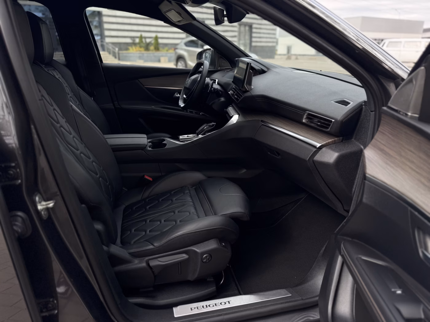 Peugeot 3008 фото 17