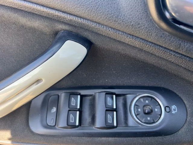 Ford S-MAX фото 14