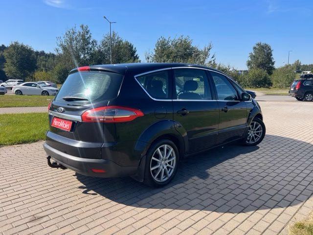 Ford S-MAX фото 5