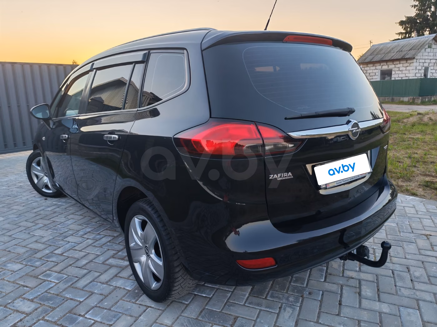 Opel Zafira фото 5