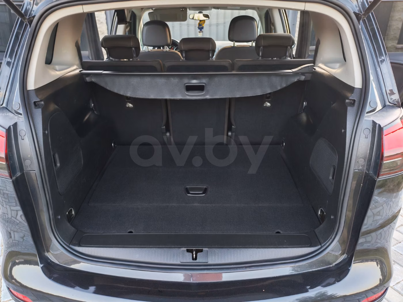 Opel Zafira фото 16