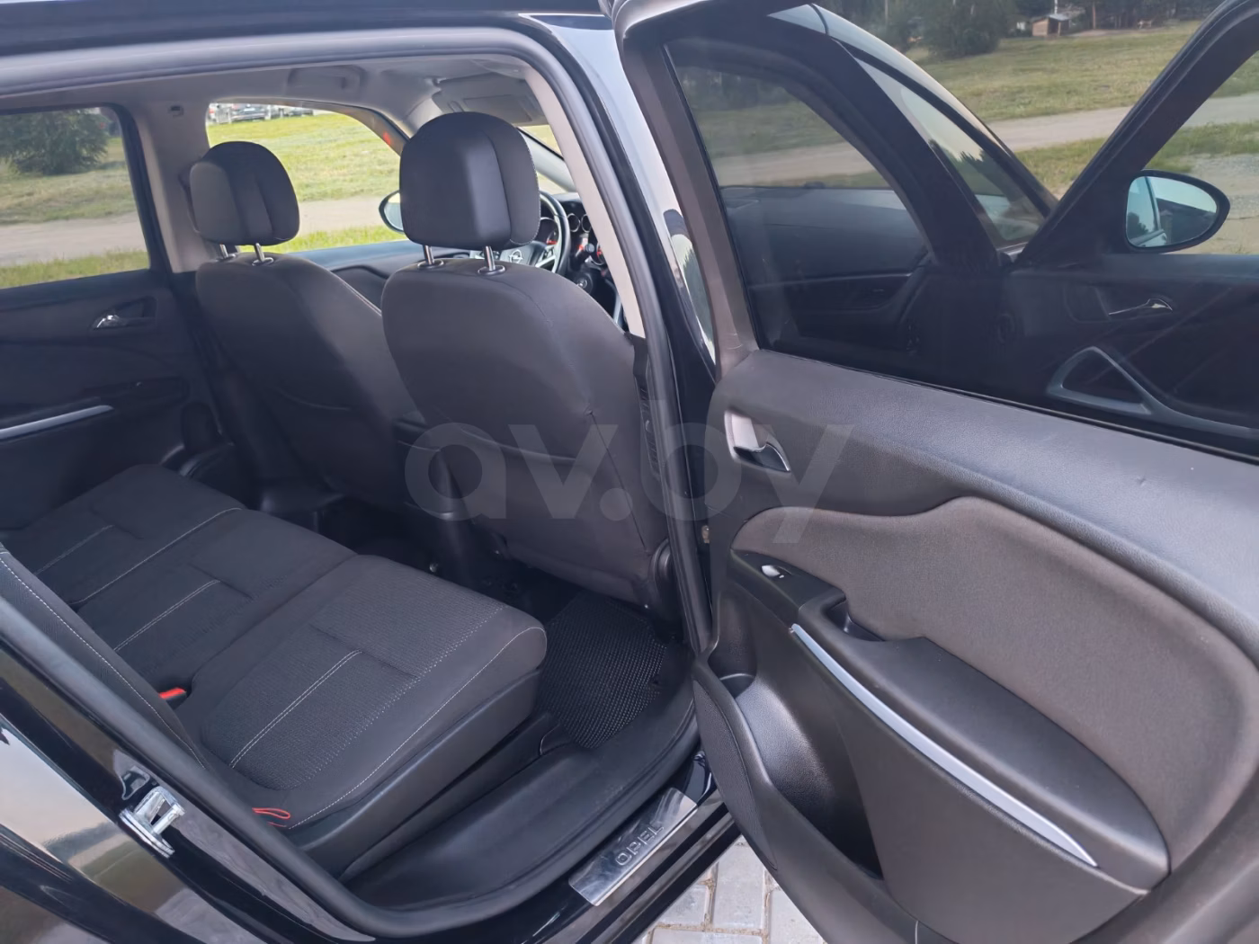 Opel Zafira фото 21