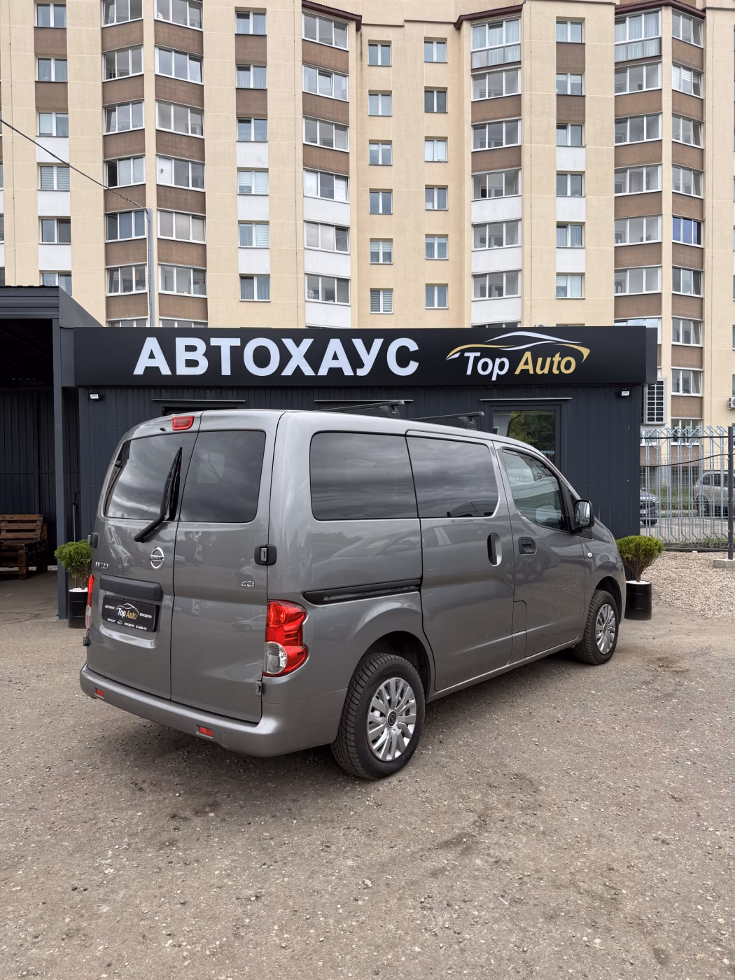Nissan NV200 фото 4