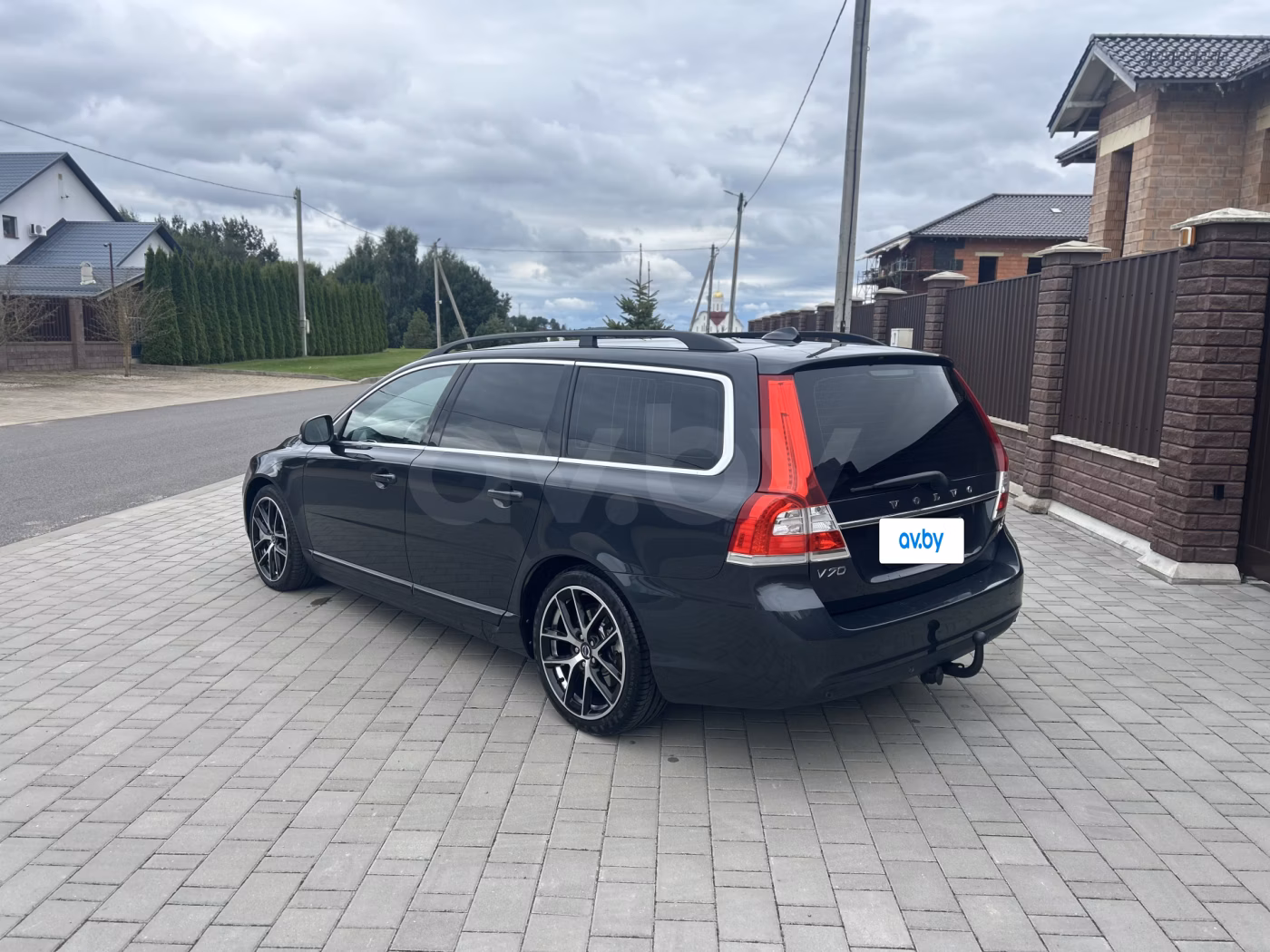 Volvo V70 фото 8