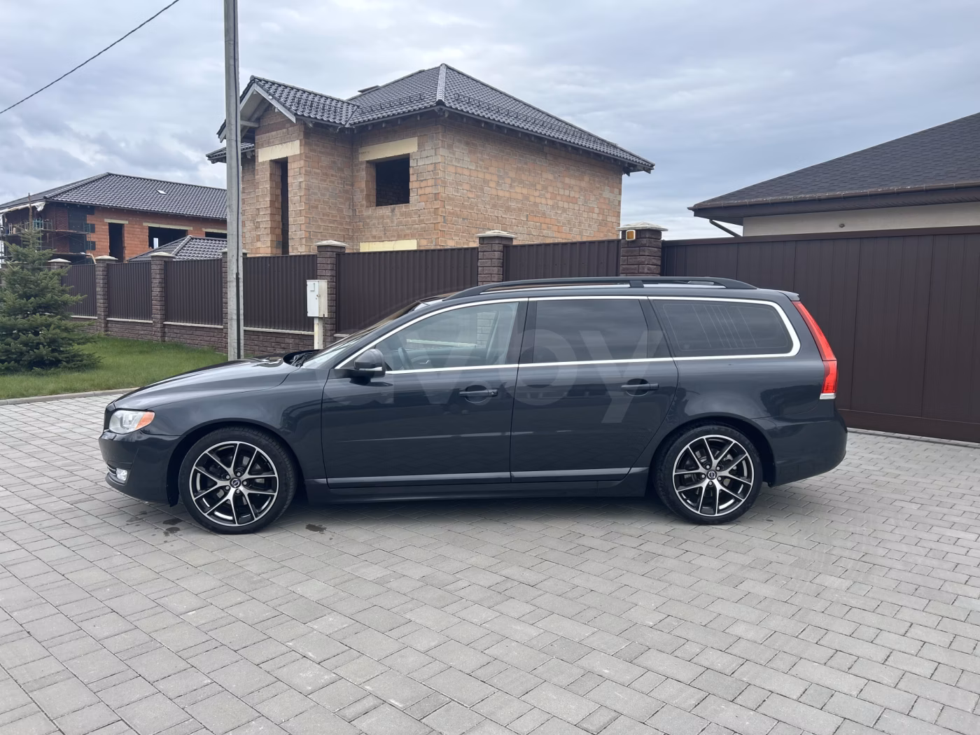 Volvo V70 фото 5