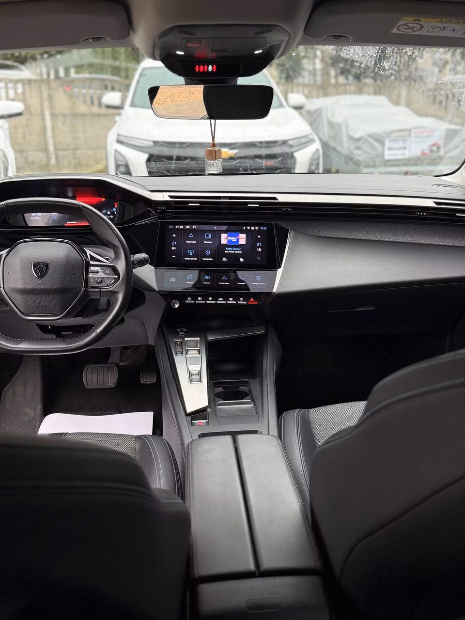 Peugeot 308 фото 13