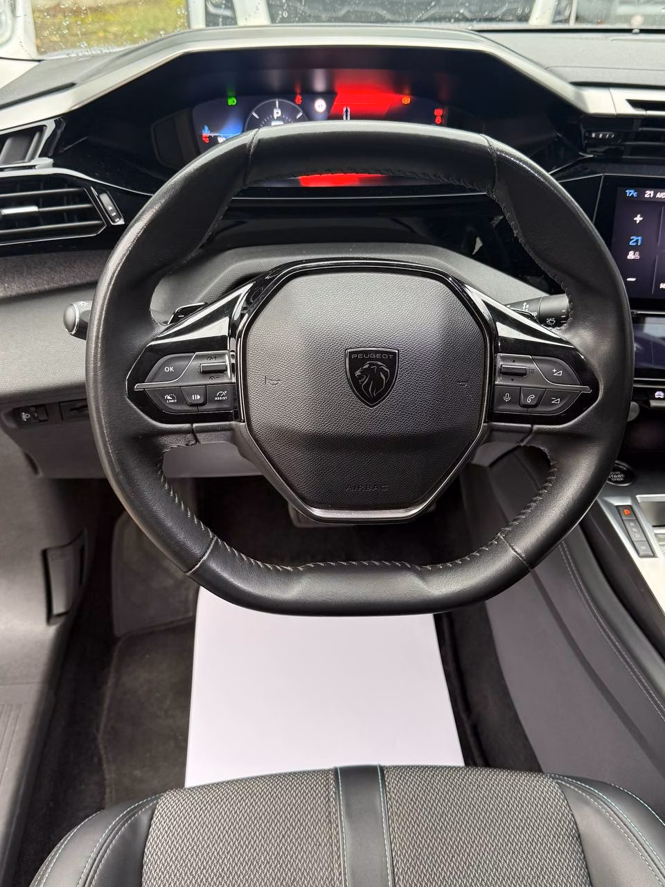Peugeot 308 фото 16