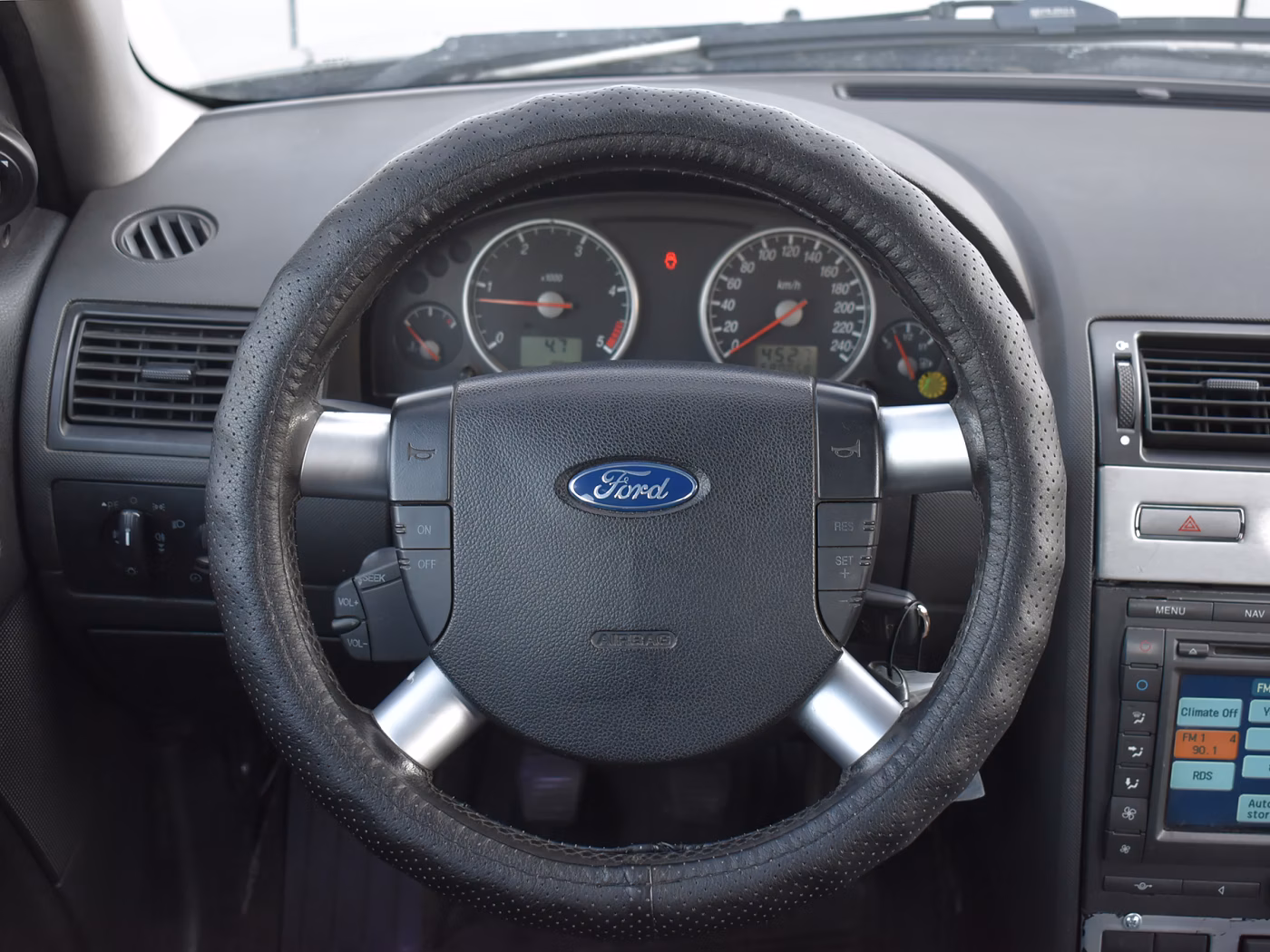 Ford Mondeo фото 10