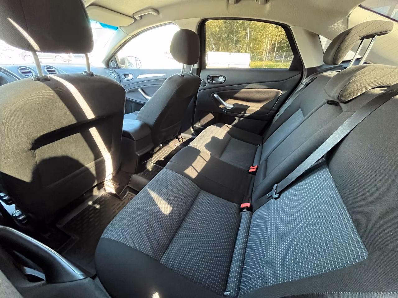 Ford Mondeo фото 10