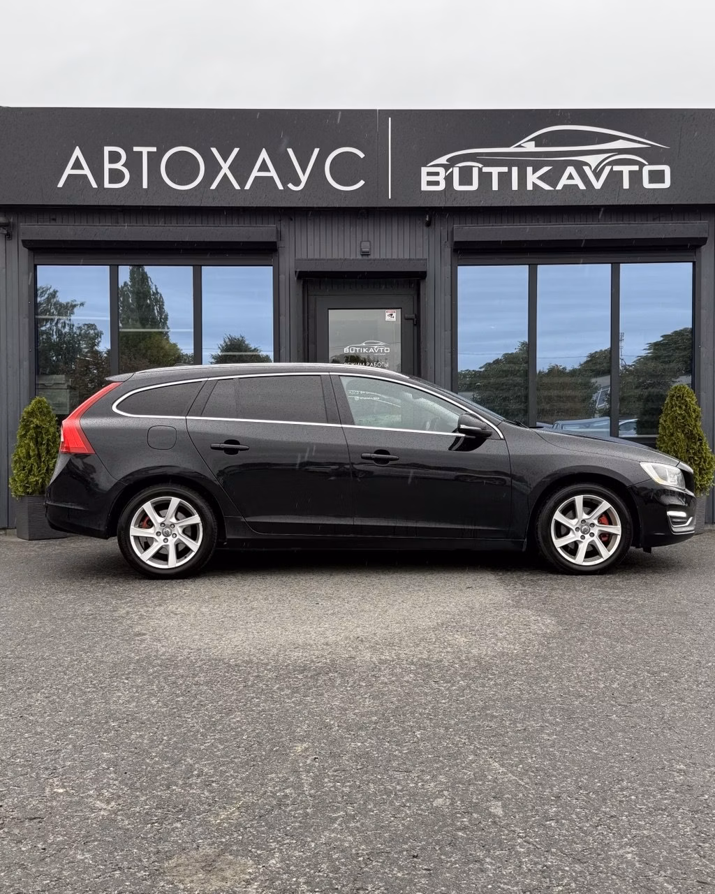 Volvo V60 фото 8