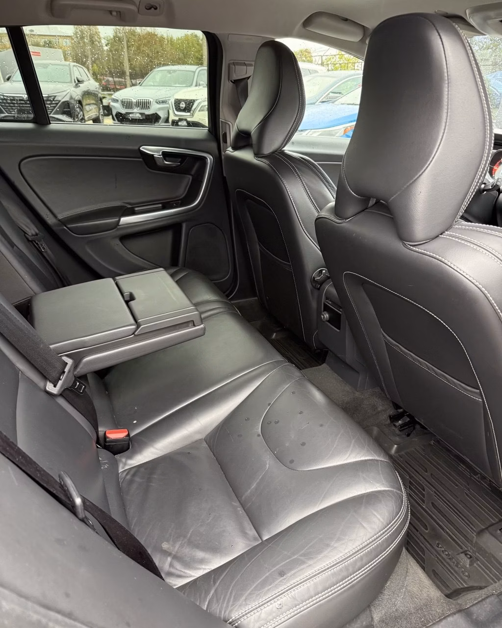 Volvo V60 фото 14