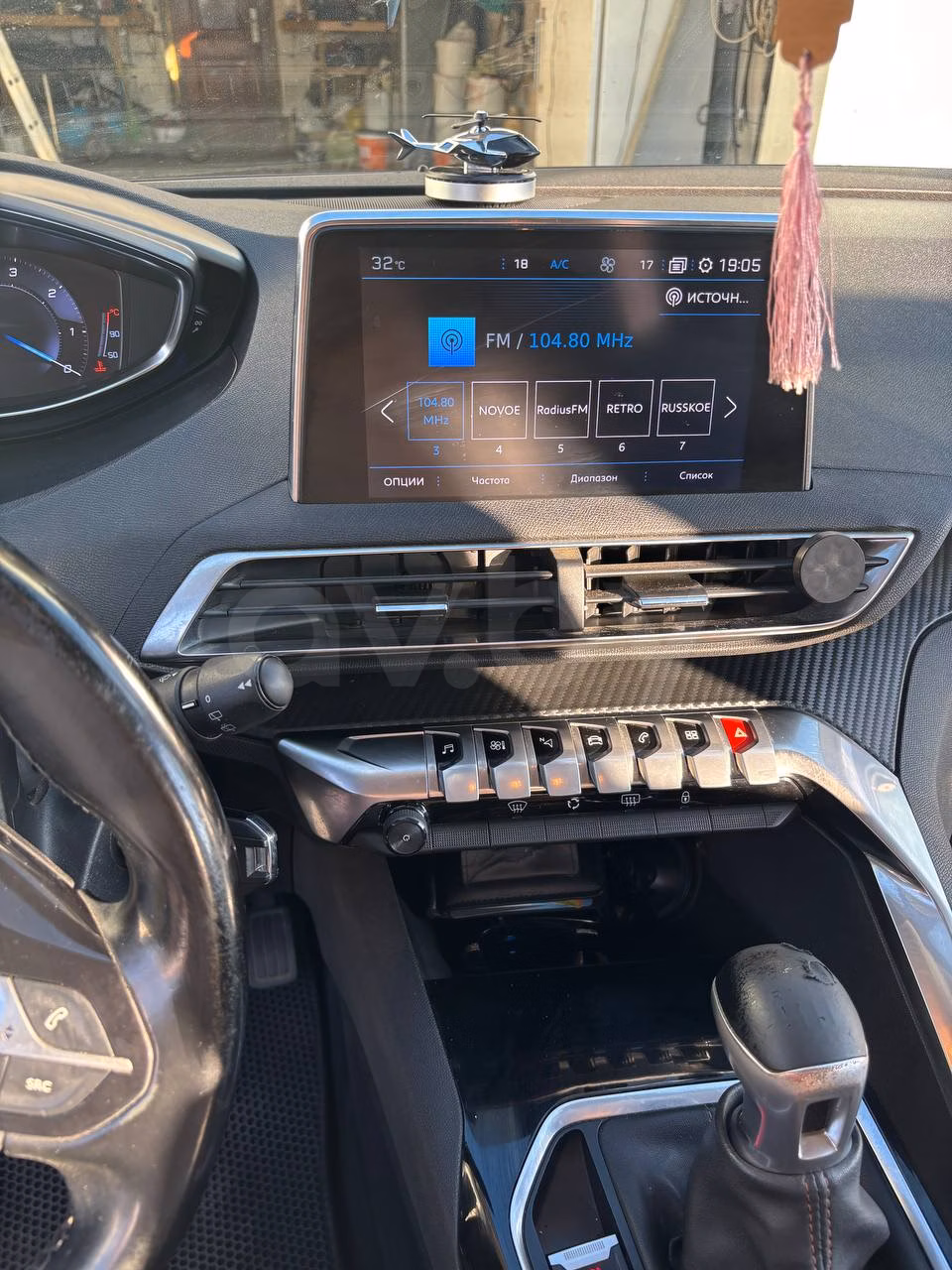 Peugeot 5008 фото 3