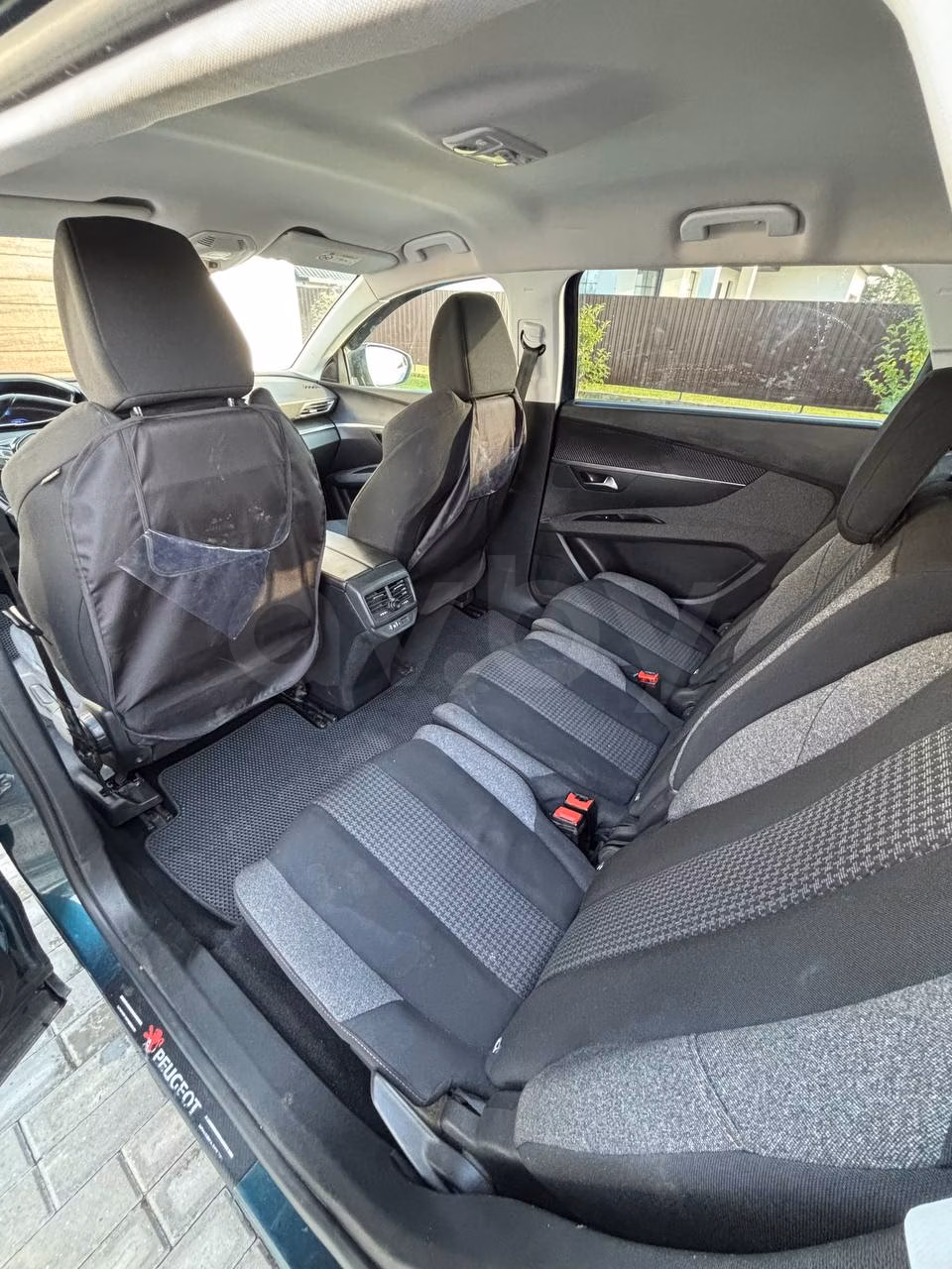 Peugeot 5008 фото 8
