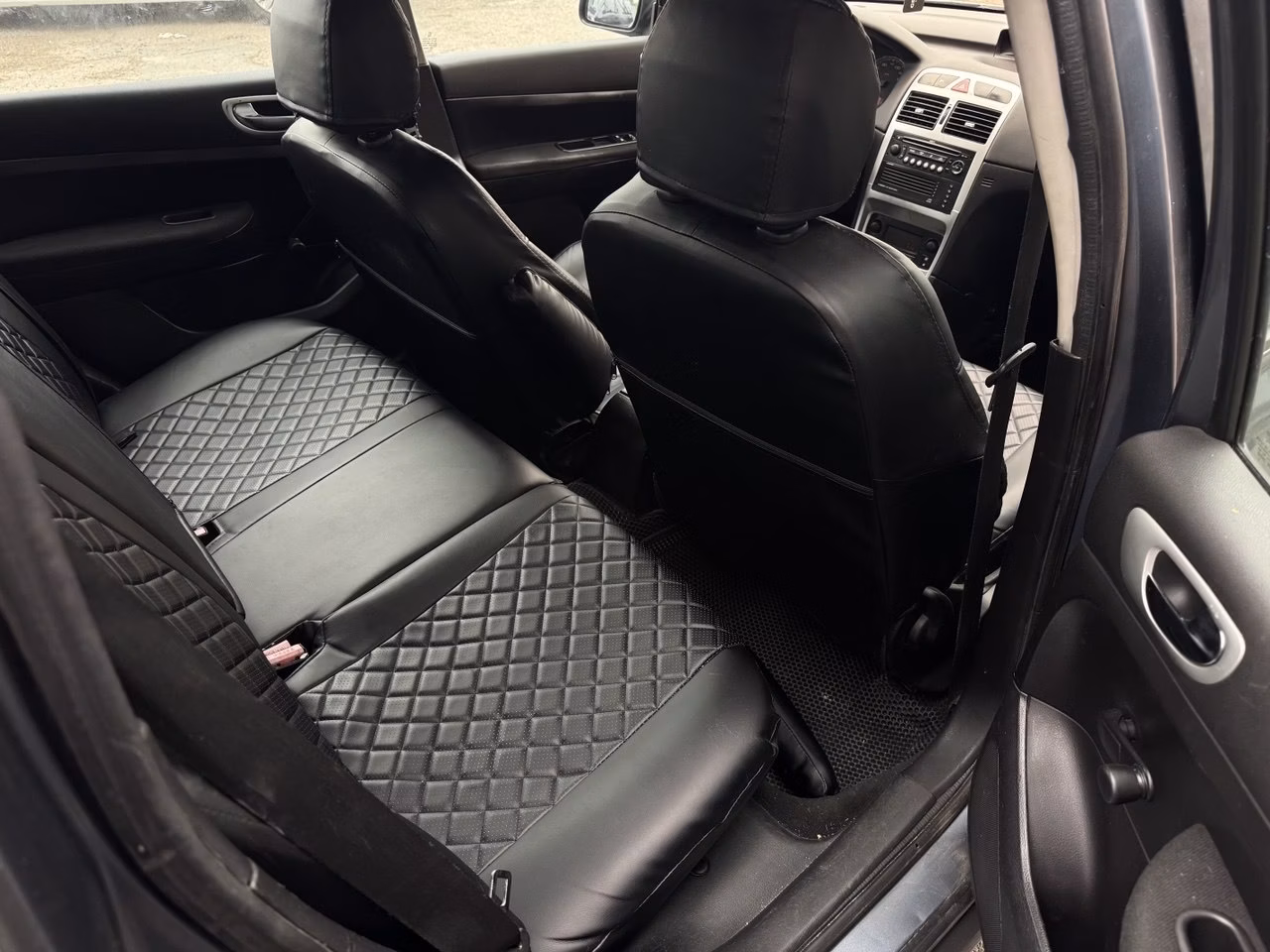 Peugeot 307 фото 11
