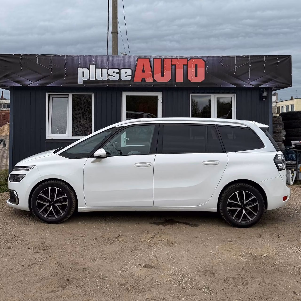 Citroen C4 Grand Spacetourer фото 8