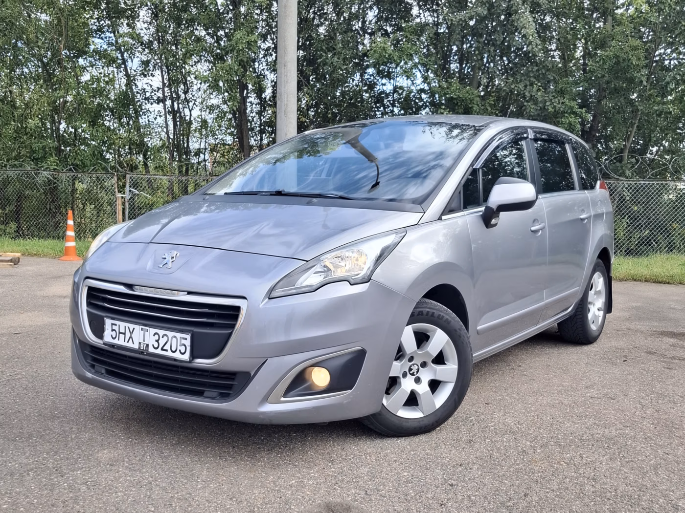 Peugeot 5008