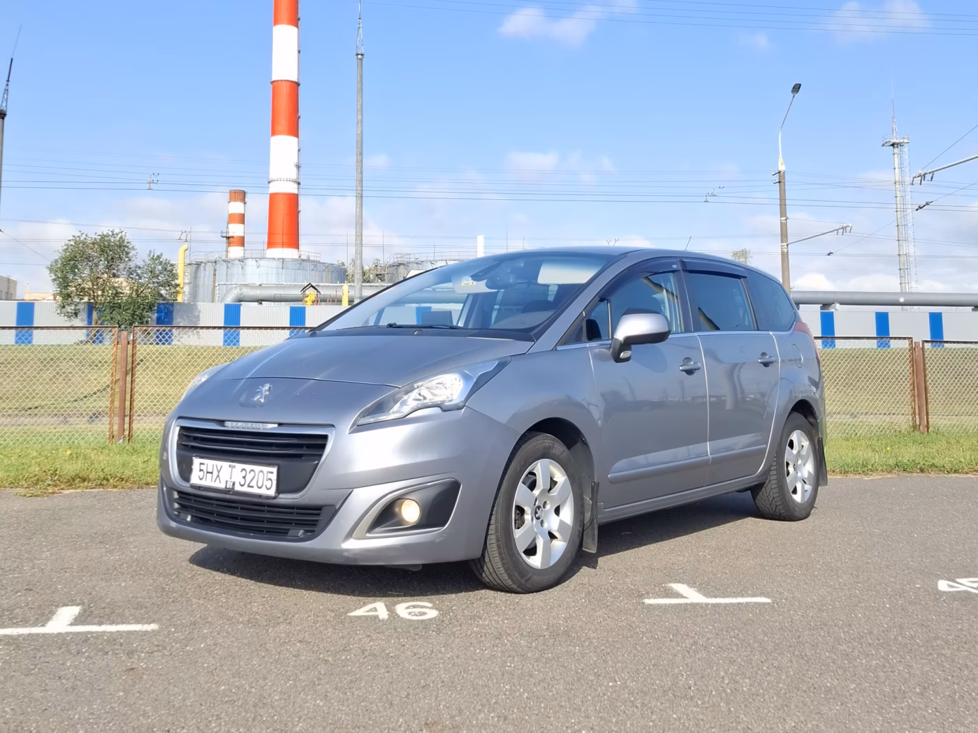 Peugeot 5008 фото 17