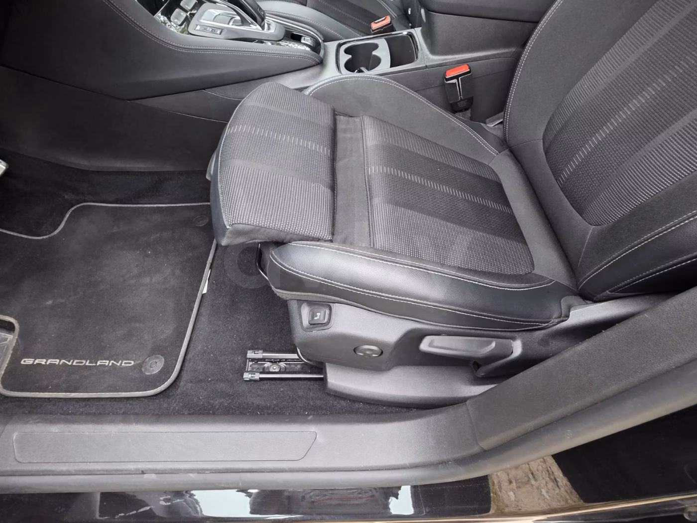 Opel Grandland X фото 20