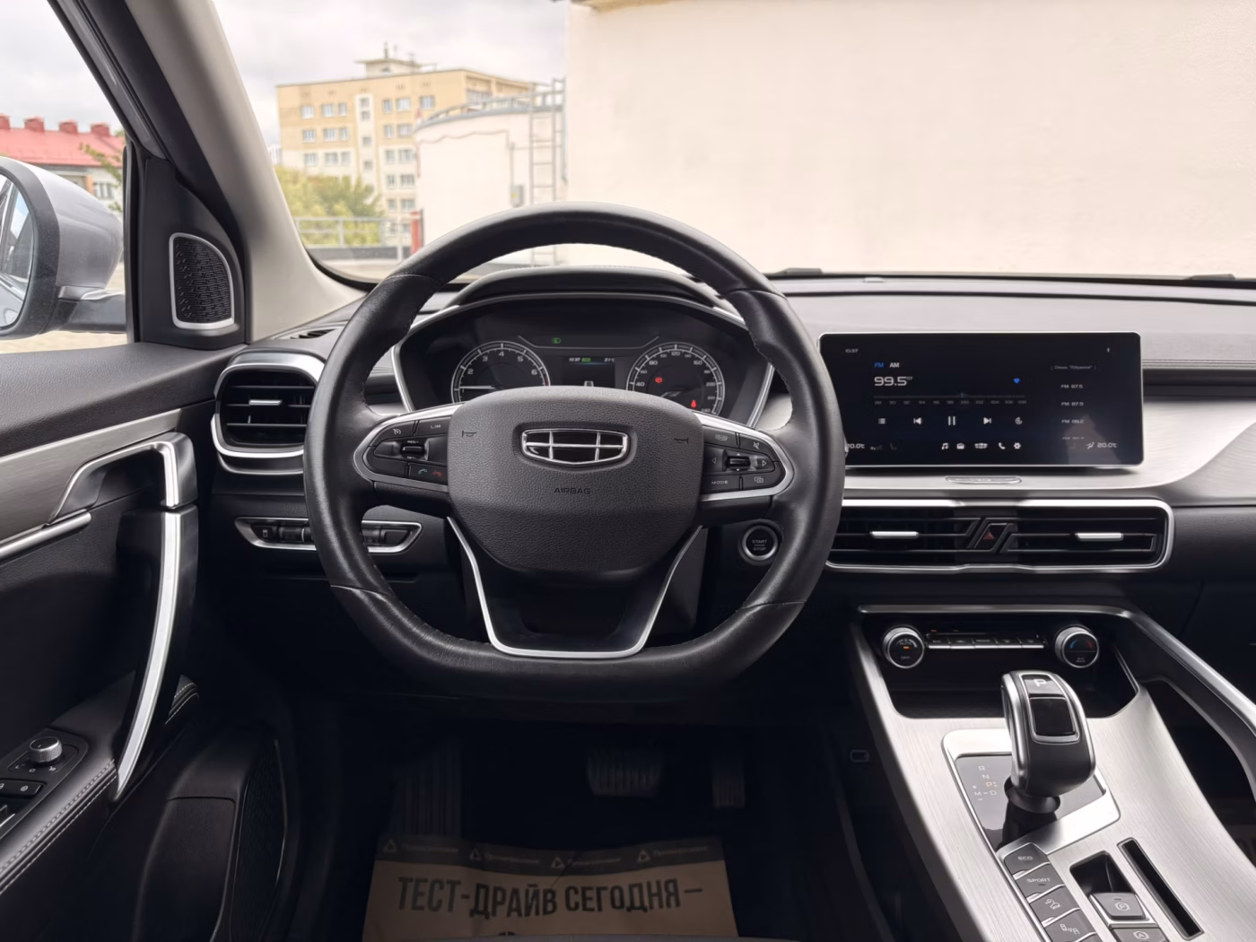Geely Coolray фото 13