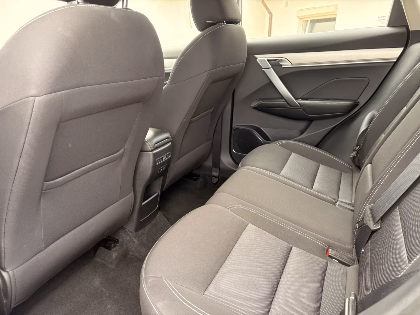 Geely Coolray фото 13