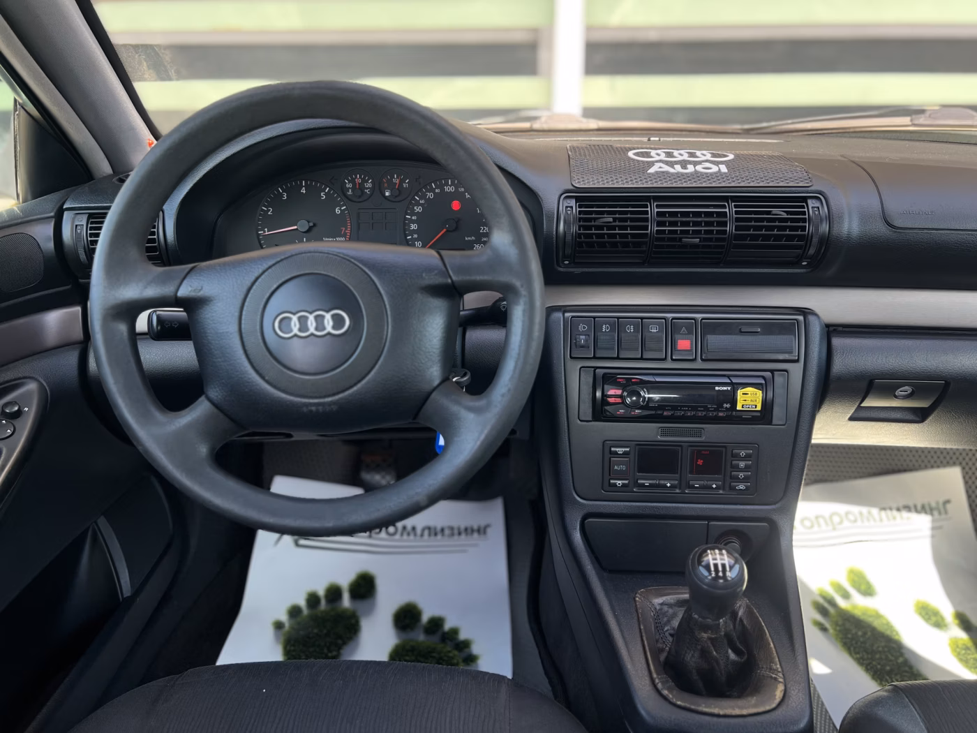 Audi A4 фото 9