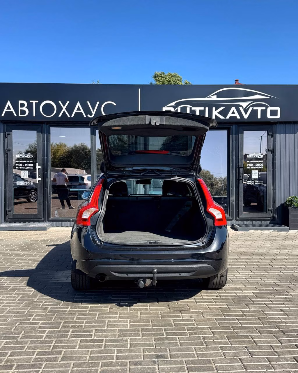 Volvo V60 фото 12