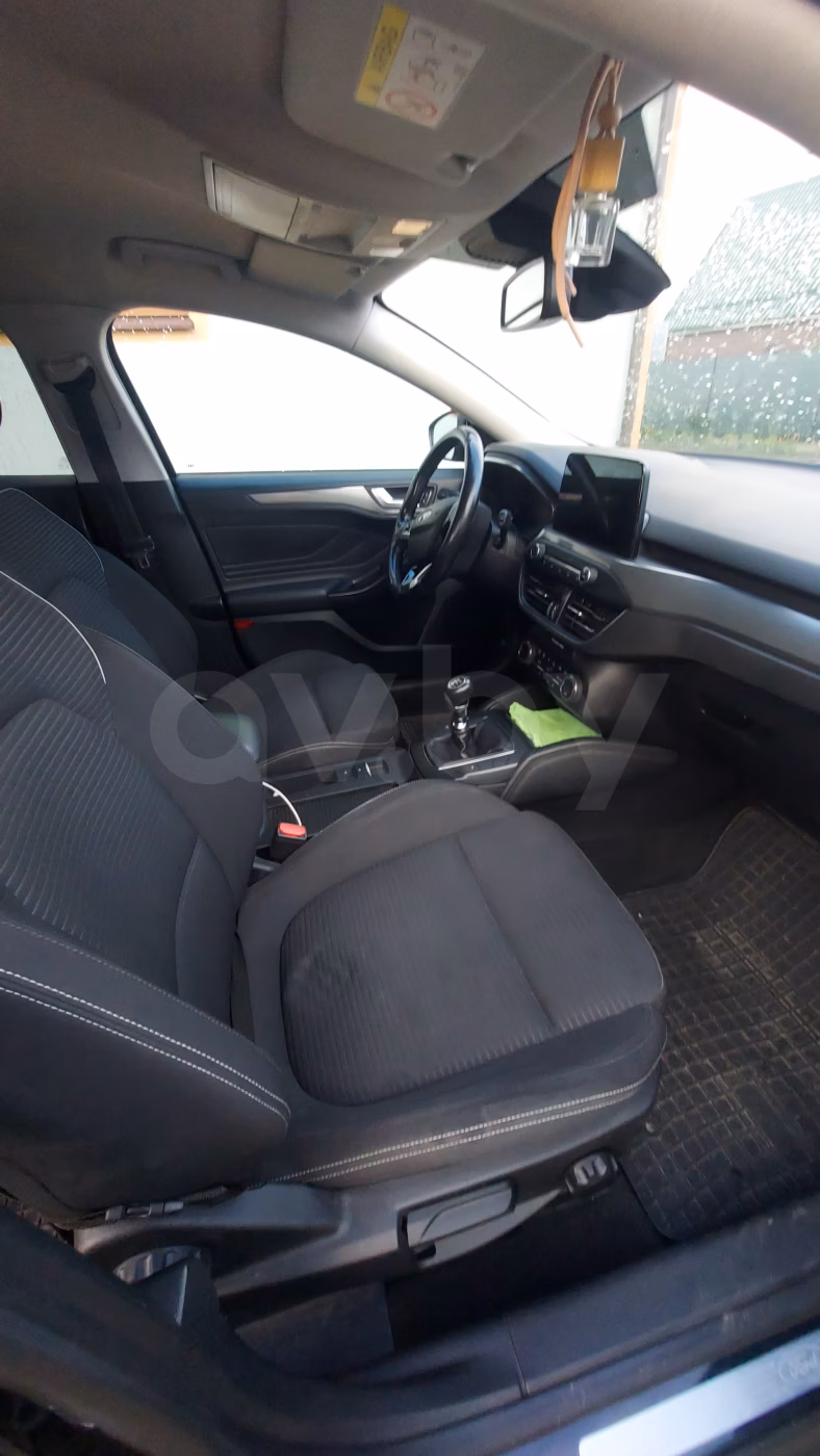 Ford Focus фото 11