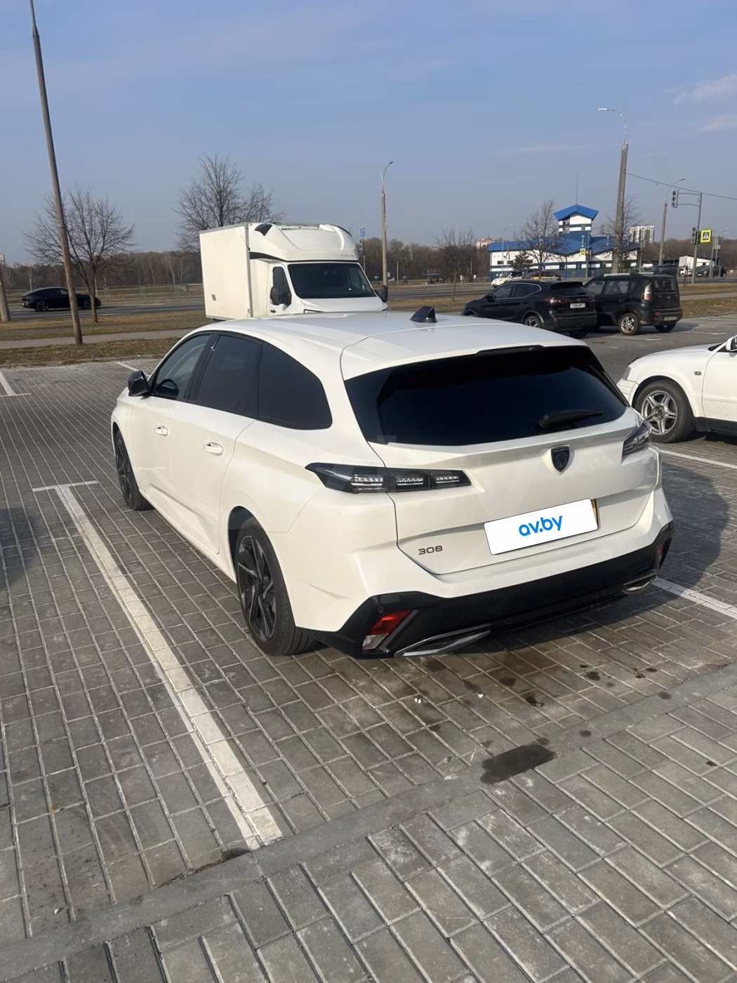 Peugeot 308 фото 2
