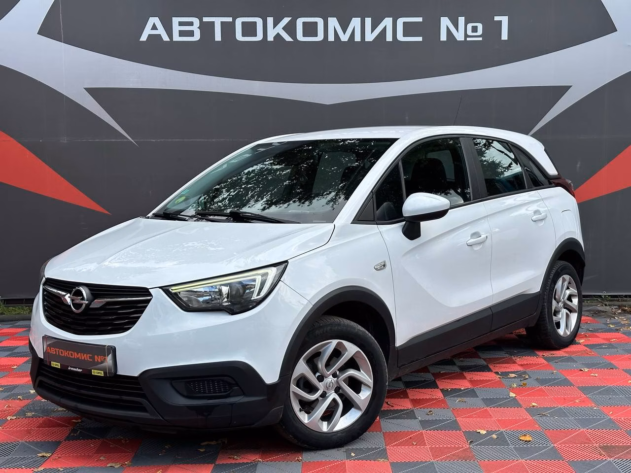 Opel Crossland X фото 2