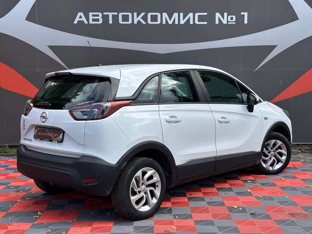 Opel Crossland X фото 4