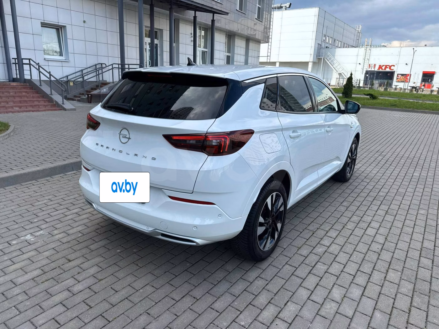 Opel Grandland X фото 7