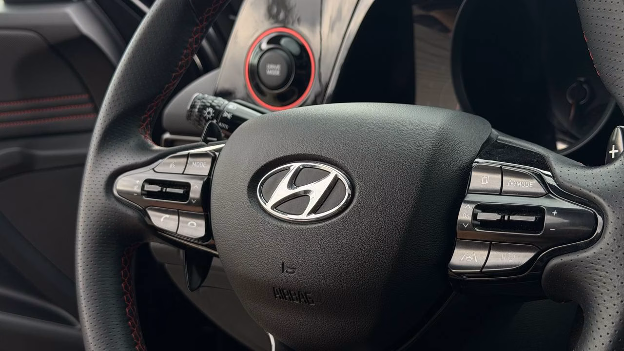 Hyundai Elantra фото 15