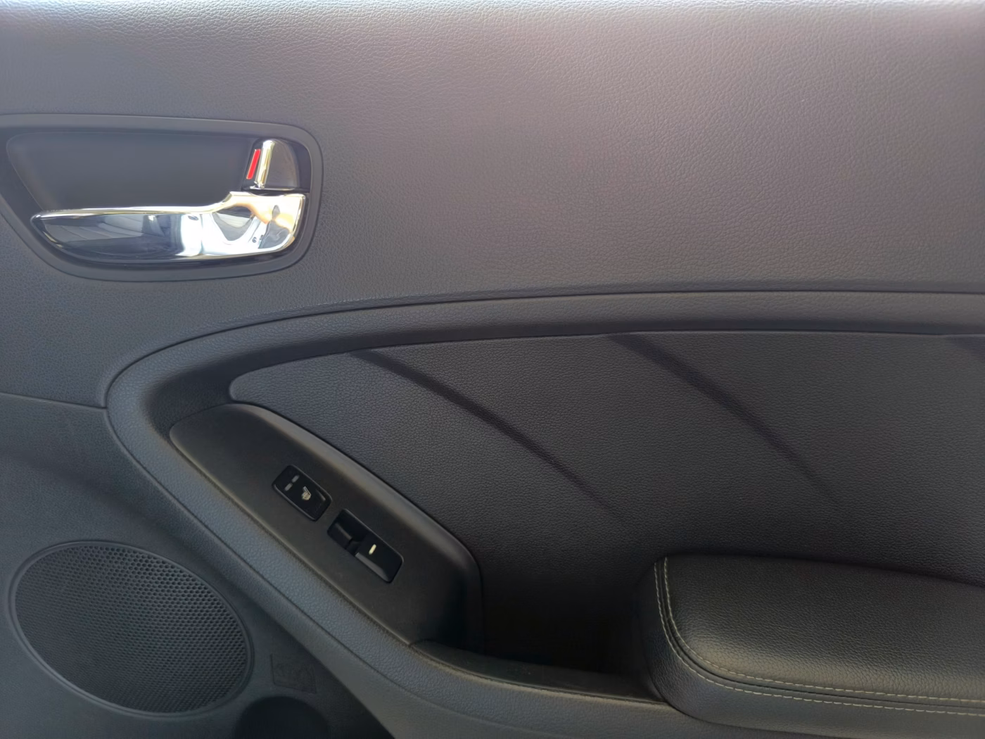 Kia Cerato фото 11