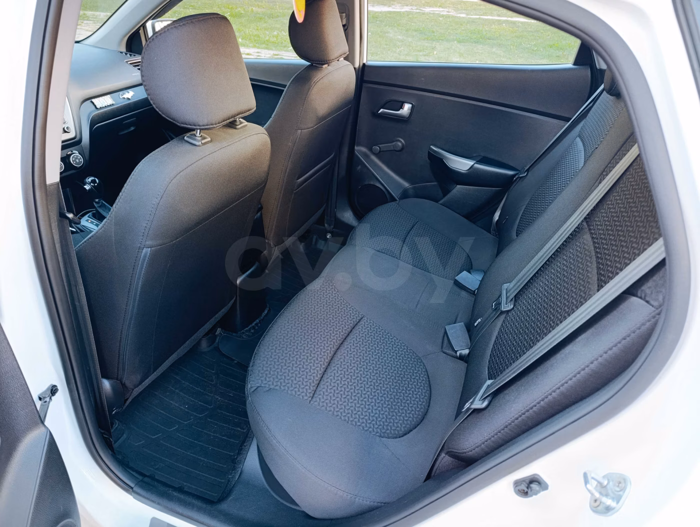 Kia Rio фото 6