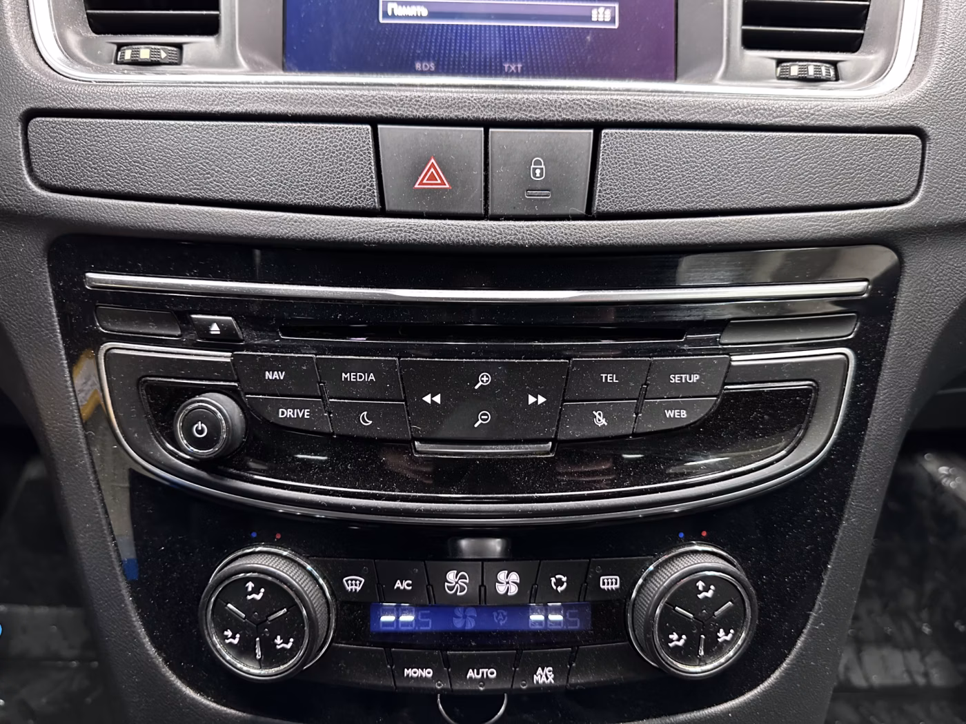 Peugeot 508 фото 12